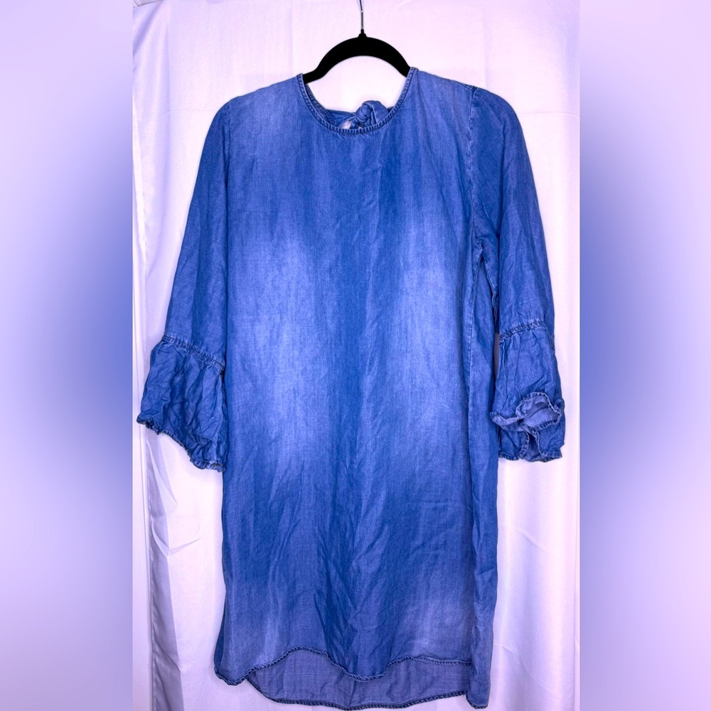 Anthropologie Cloth and Stone Blue Bell Chambray Dress